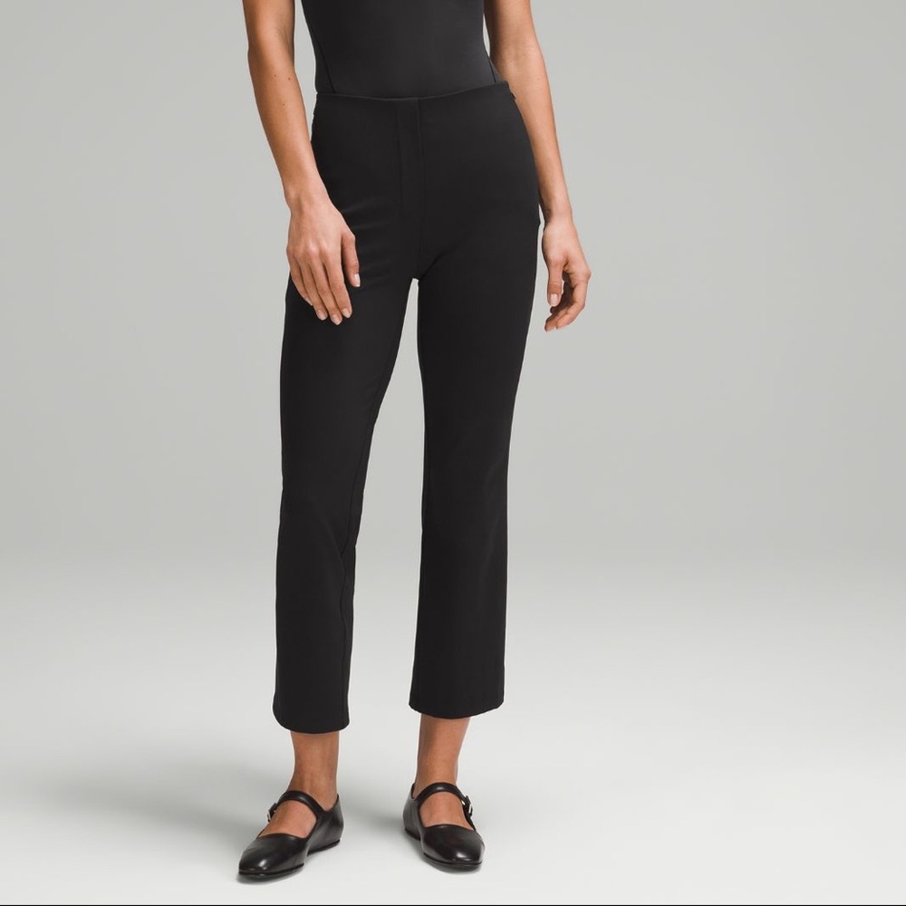 Lululemon Smooth Fit Pull-On High-Rise Cropped Pant